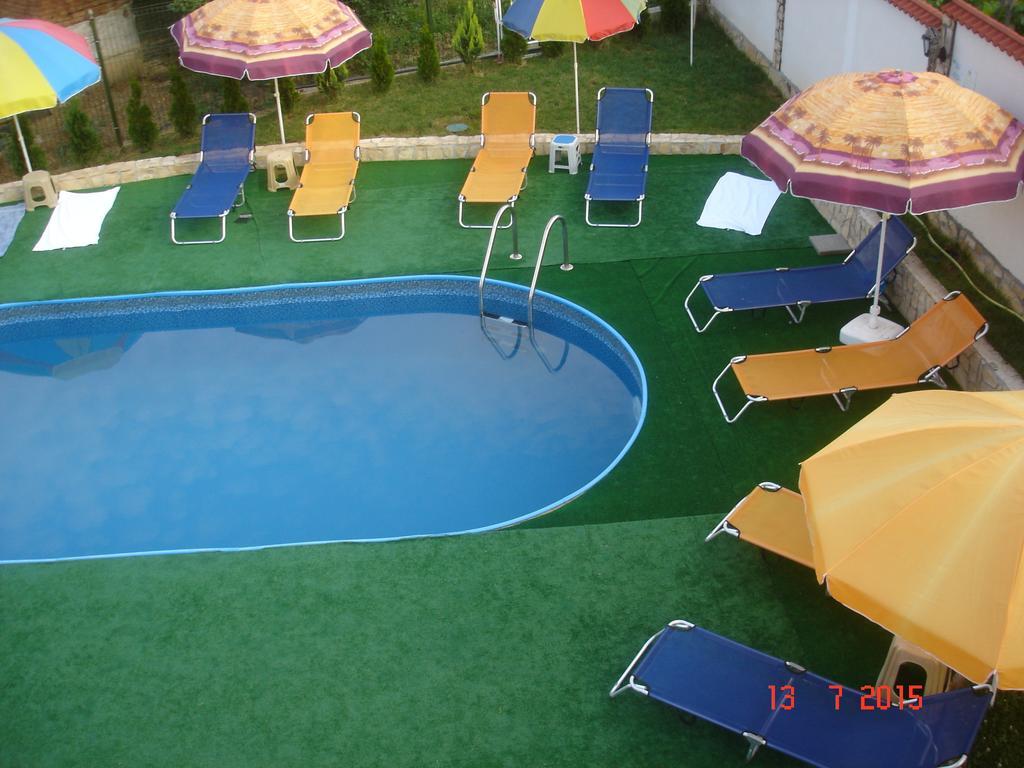 Guest House Camellia Berkovitsa Exterior foto
