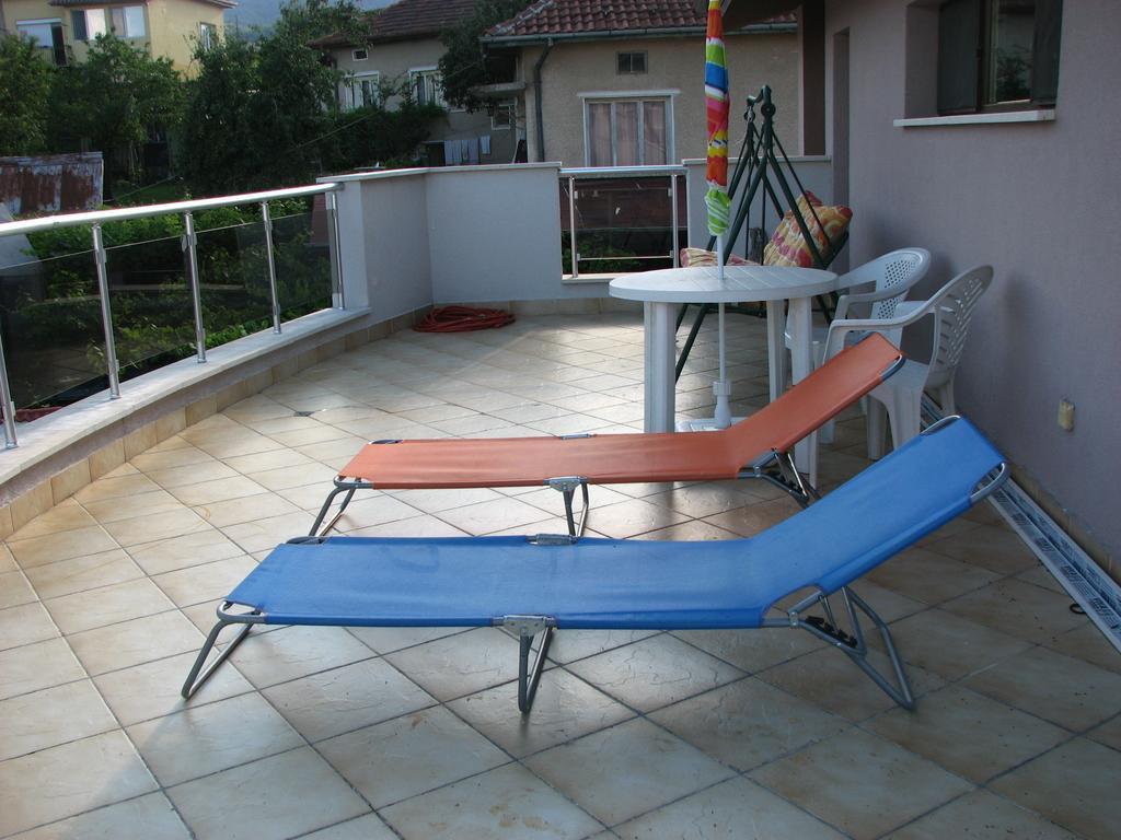 Guest House Camellia Berkovitsa Exterior foto